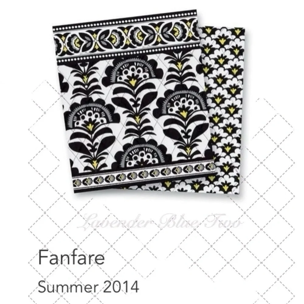 VERA BRADLEY FanFare ID Zip Pouch Keyring Luggage Tag White Black 2014 Silver